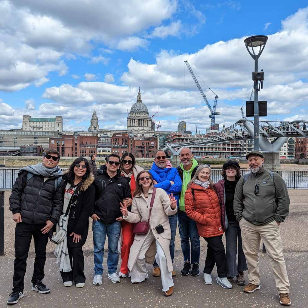Tour Sur de Londres catedral san pablo grupo